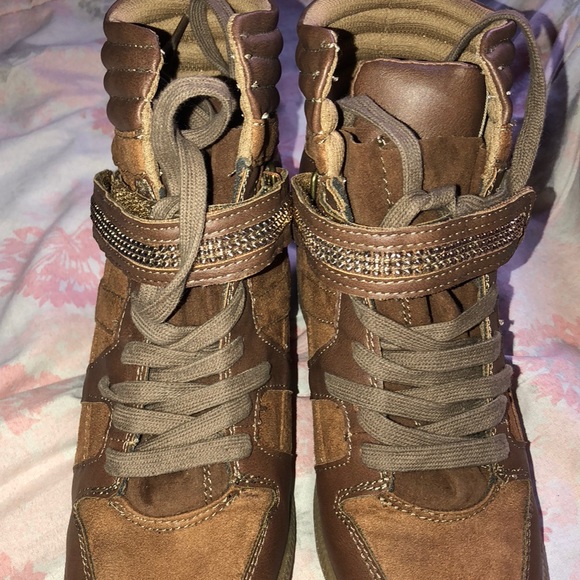 Call it spring wedge sneakers - Picture 2 of 4